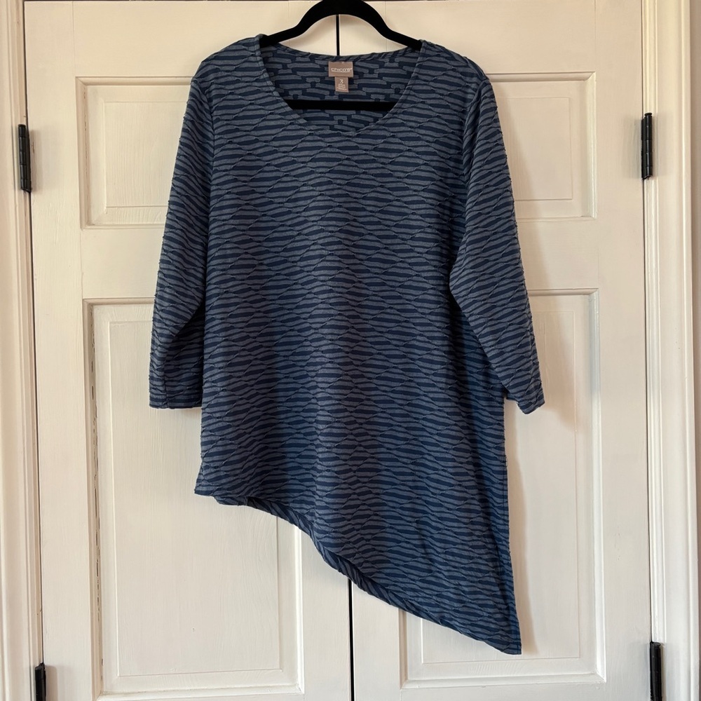 Chico’s Size 3 Spring Waves Textured Asymmetrical Hem Blue Tunic Chicos Size XL